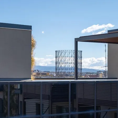 Aurealiving - Trastevere Suite With Rooftop & Gym, Your Place In Rome Exterior photo