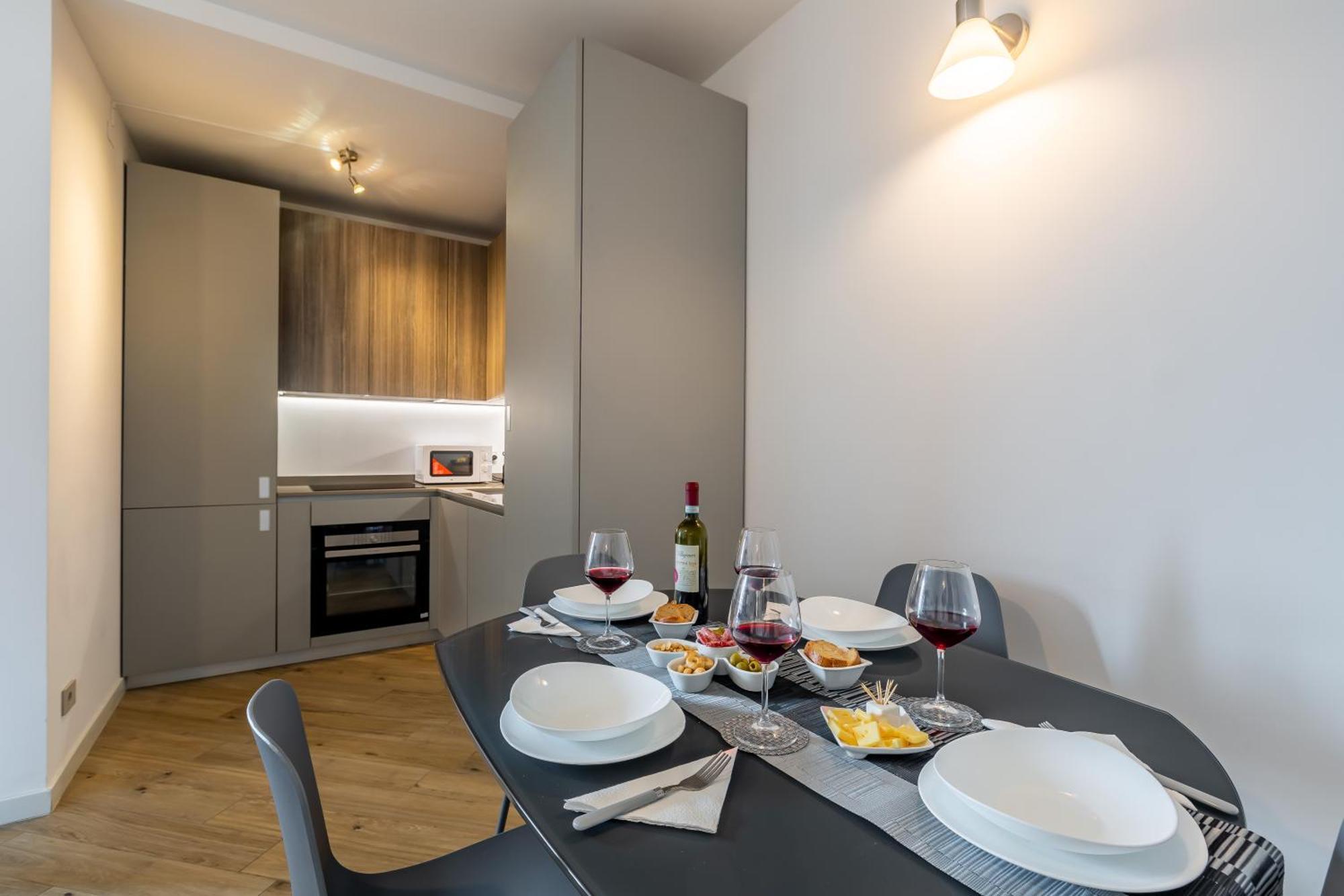 Aurealiving - Trastevere With Rooftop & Gym, Your Place In Appartement *
